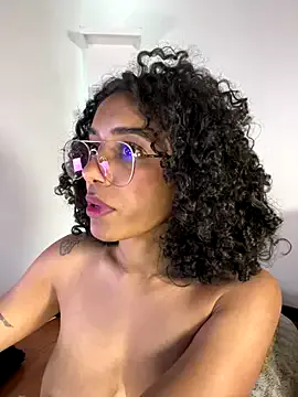 KittyQueeny – webcam model profile photo Image 6