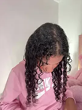 bella__honey Image 3