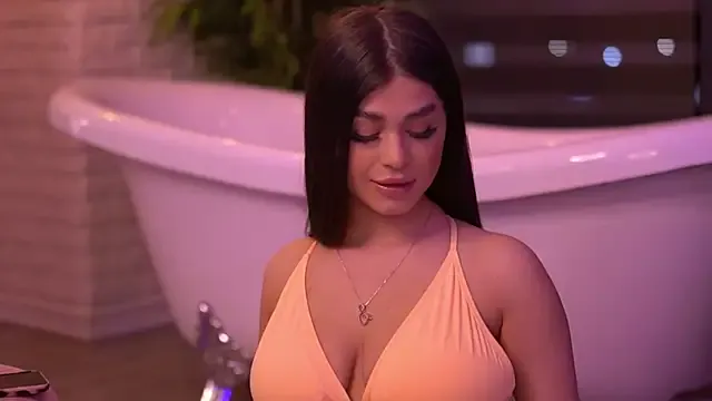 emma4xxx – webcam model profile photo Image 14