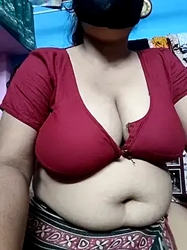 zoyarathore – webcam model profile photo Image 9