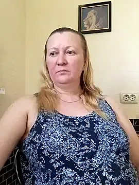 Awesomelusty – webcam model profile photo Image 14