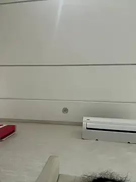 mon1_day – webcam model profile photo Image 8