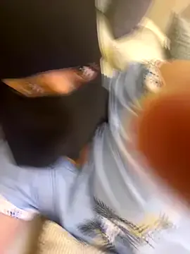 mon1_day – webcam model profile photo Image 9