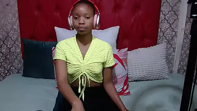 Sophie_Avory – webcam model profile photo Image 19