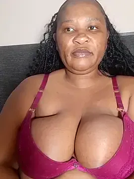 ginacali – webcam model profile photo Image 16