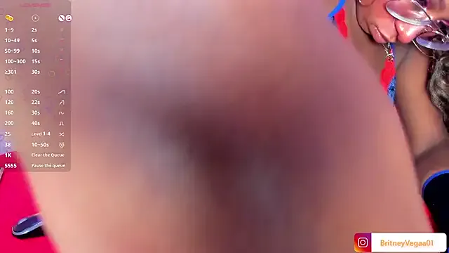 Shuggabutt – webcam model profile photo Image 8