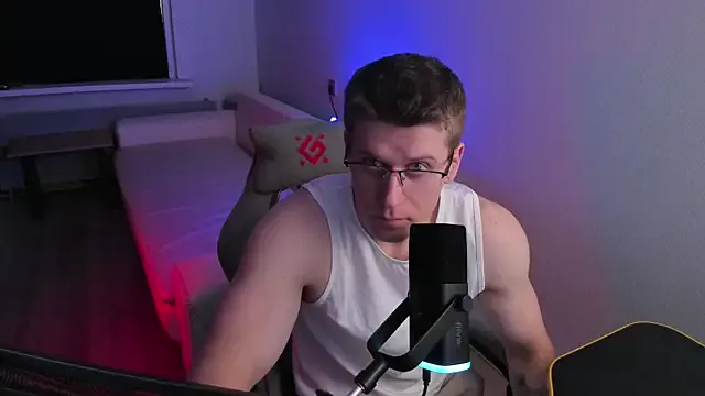 ThroatGoatTV – webcam model profile photo Image 13