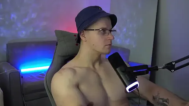 ThroatGoatTV – webcam model profile photo Image 14