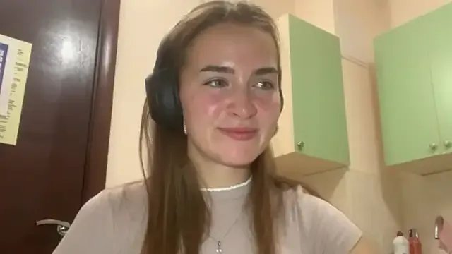 Anna_Love1 – webcam model profile photo Image 3