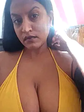 United3 – webcam model profile photo Image 14