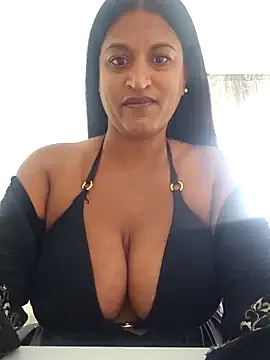 United3 – webcam model profile photo Image 18