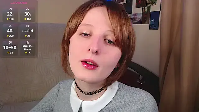 seraphine23 – webcam model profile photo Image 2