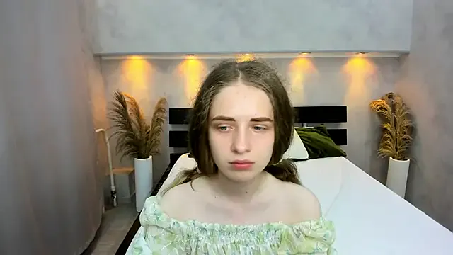 AnneKane – webcam model profile photo Image 2