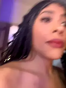 RuxyHuge42ETT – webcam model profile photo Image 8