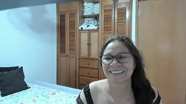 18yoteenvirgin – webcam model profile photo Image 10