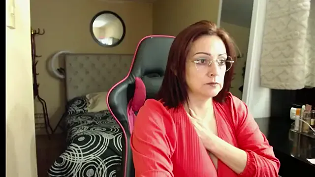 FayeFlame – webcam model profile photo Image 14