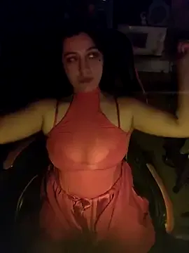 karolineneuer_ – webcam model profile photo Image 4