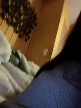 karolineneuer_ – webcam model profile photo Image 6