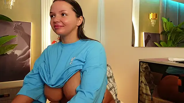 MerlyG – webcam model profile photo Image 16