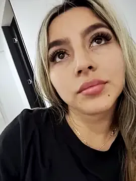 Harini_Gautam – webcam model profile photo Image 6