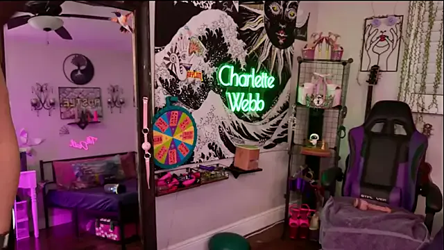 zoeypink – webcam model profile photo Image 3