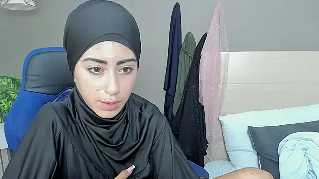 chaymae_nah_ Image 3
