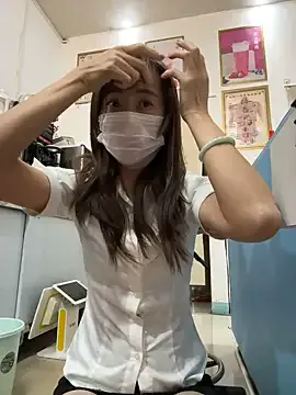 chee_cha – webcam model profile photo Image 13