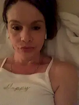 Nicky_200481 – webcam model profile photo Image 3