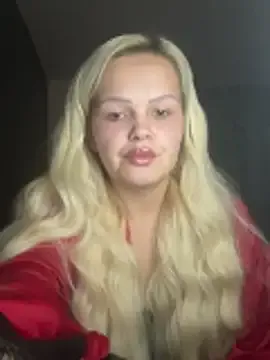 sara_whooops – webcam model profile photo Image 2