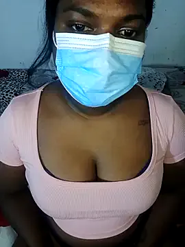HornyMom_ – webcam model profile photo Image 14