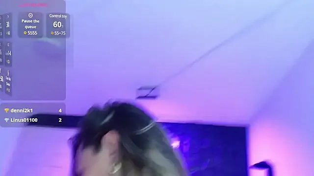 raveneusbiter – webcam model profile photo Image 3