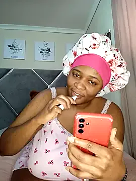 ceceliapidcock – webcam model profile photo Image 10