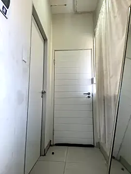 Rinamay_ – webcam model profile photo Image 3