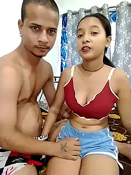 AKO_o0 – webcam model profile photo Image 7