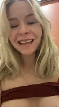 Cum_girlss Image 2