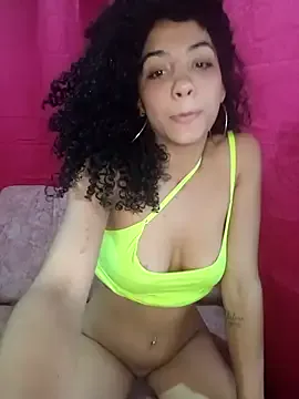 CurlyBitch Image 18