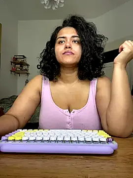 Rose_berry – webcam model profile photo Image 13