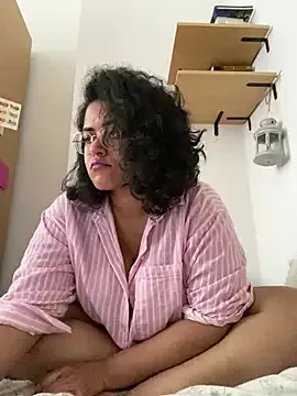 Rose_berry – webcam model profile photo Image 3