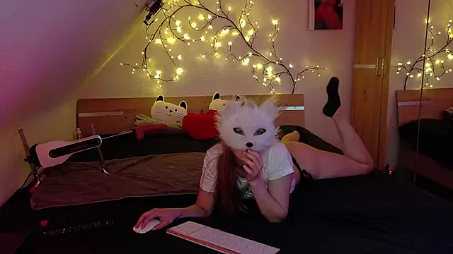 rosyemily – webcam model profile photo Image 8