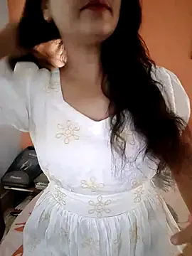 Sandhya_77 – webcam model profile photo Image 3