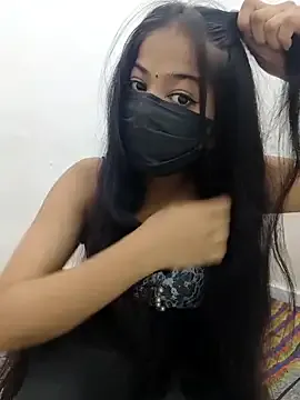 Miamix2 – webcam model profile photo Image 2