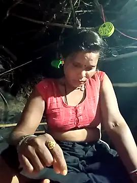 leiamegan – webcam model profile photo Image 7