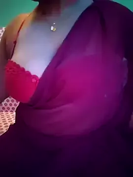 Shiny_Lily – webcam model profile photo Image 10