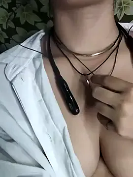 honeysgotbuns – webcam model profile photo Image 8
