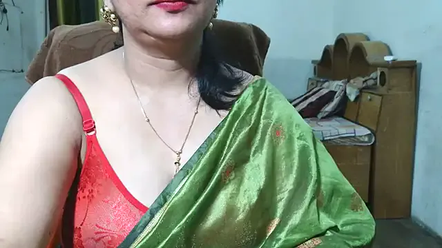 kathariine – webcam model profile photo Image 11