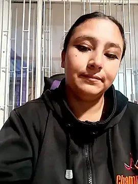 Mia-Minou – webcam model profile photo Image 11