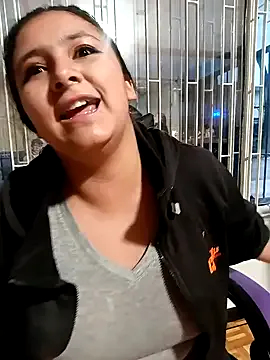 Mia-Minou – webcam model profile photo Image 16