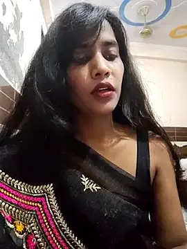 Layla_ly – webcam model profile photo Image 2