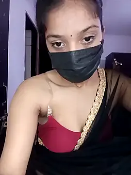 Yiyi-707 – webcam model profile photo Image 12