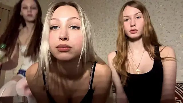 joinoursexshow – webcam model profile photo Image 3